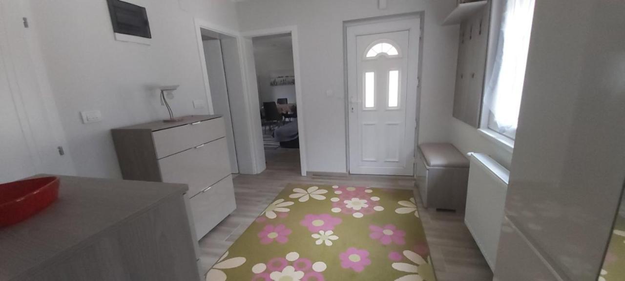 Stari Trsic Apartment Exterior photo